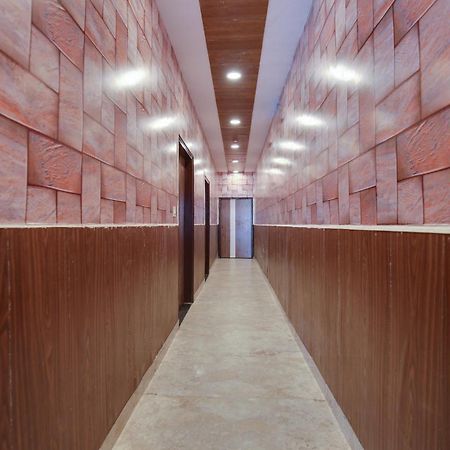 Hotel O Av Continental Zirakpur Экстерьер фото